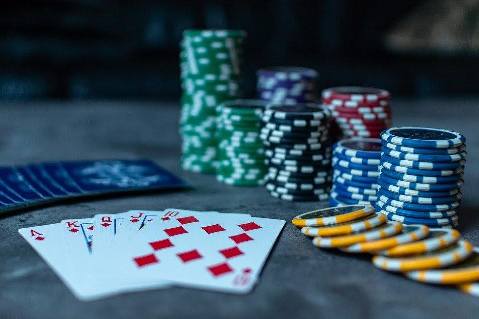 Luật chơi bài chi tiết cho người mới bắt đầu - Gamebai88