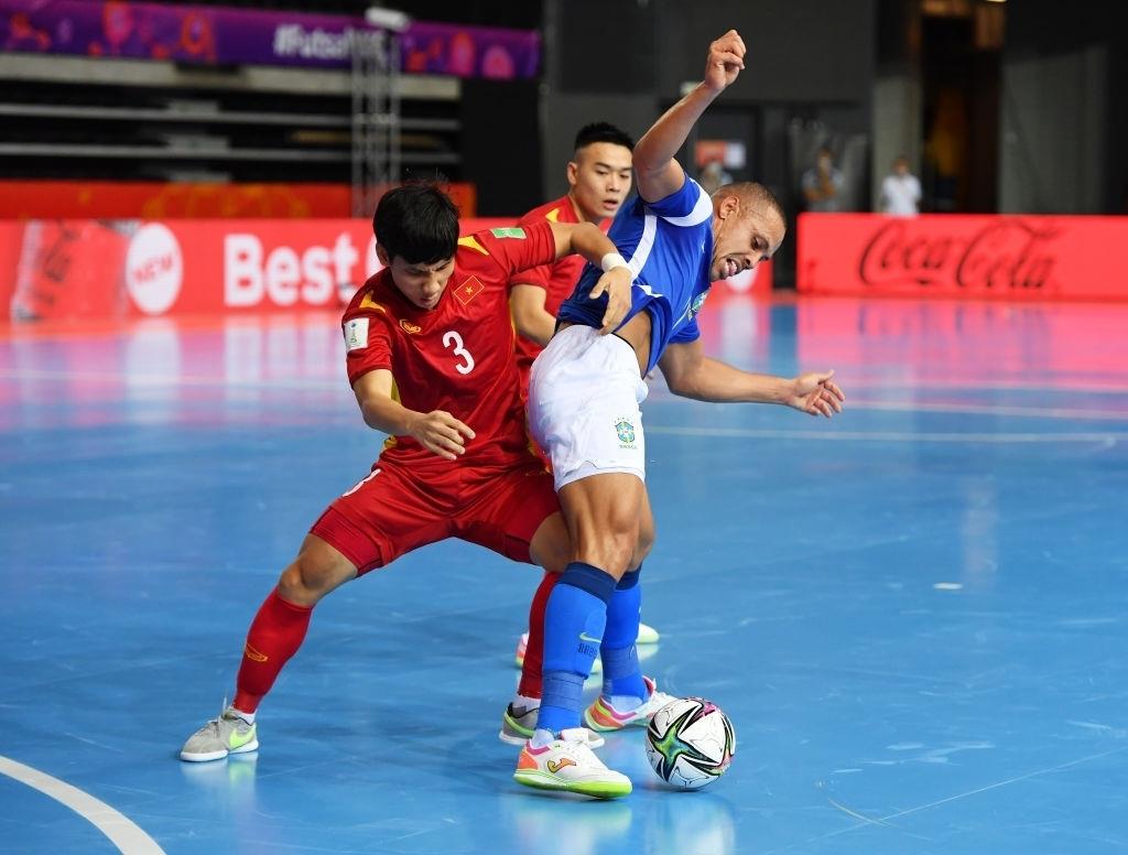 Futsal là gì ? Những điều bạn cần biết về môn bóng đá Futsal